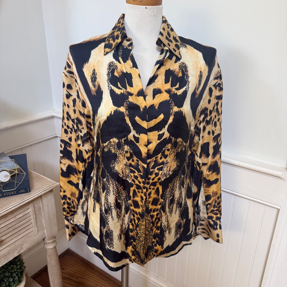 UNTTLD Leopard Animal Print Button Down Blouse Gold Black Made in Canada Mens L